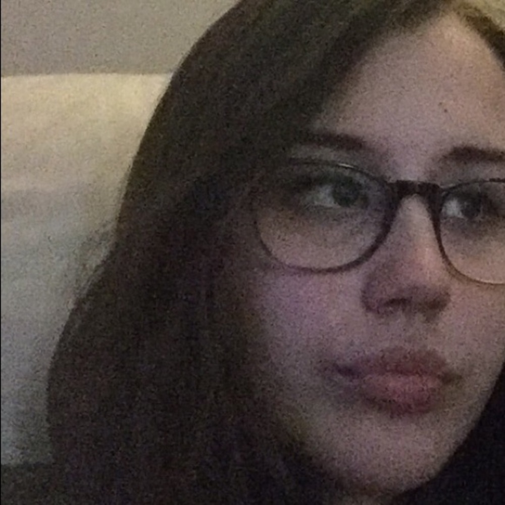 Meet your Posher, Hannah